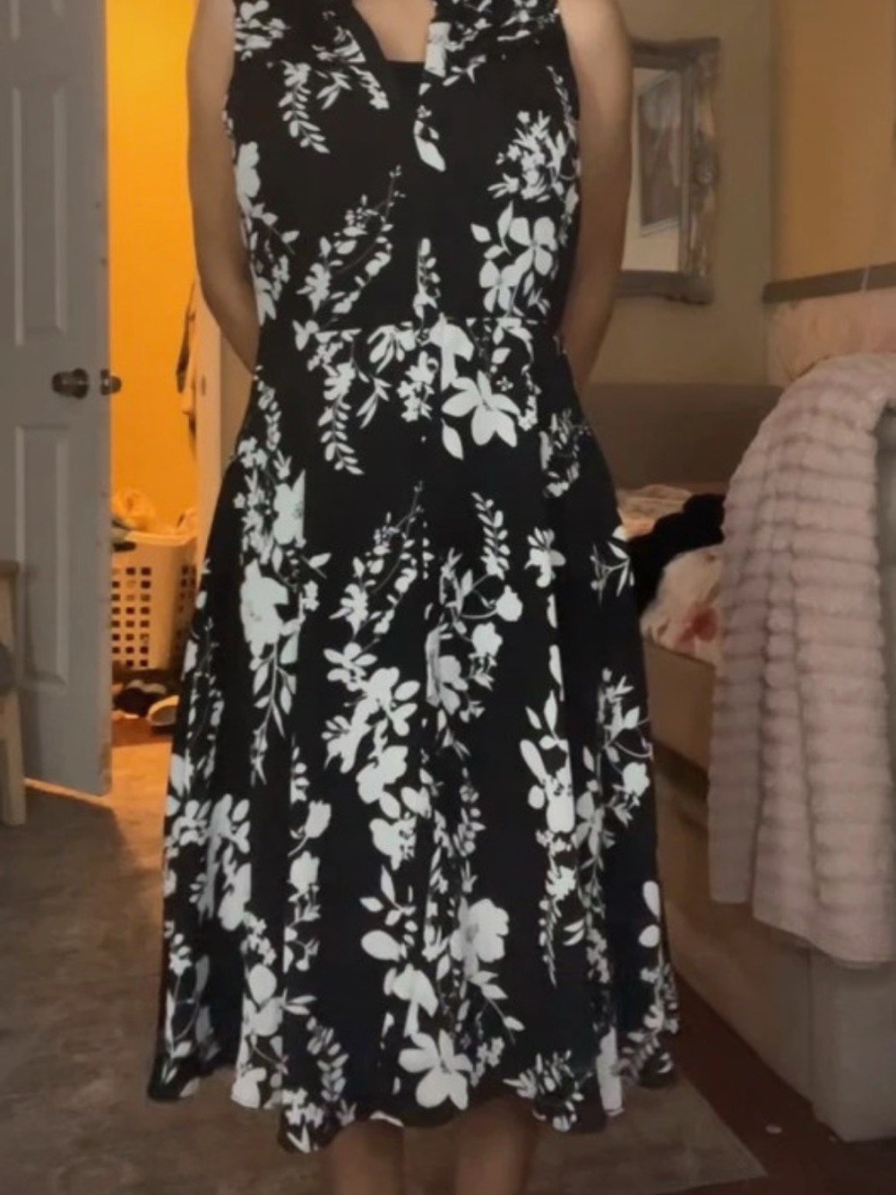 Ellen Tracy Black and White Floral Midi Dress